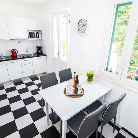 Nella Apartman Split