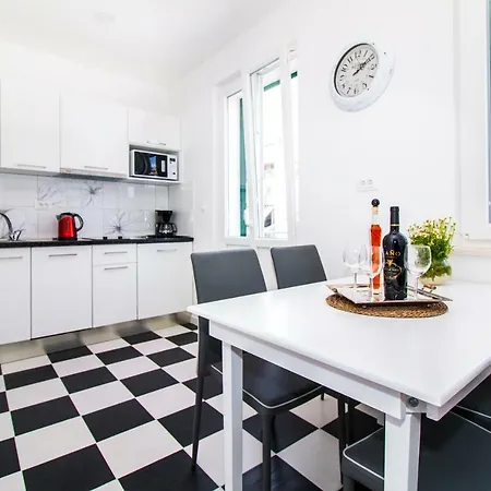 Nella Apartman Split