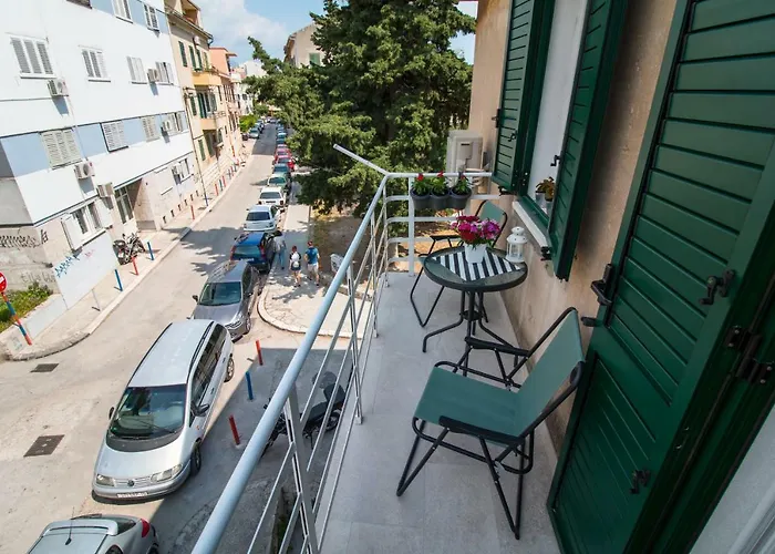 アパート Nella スプリト